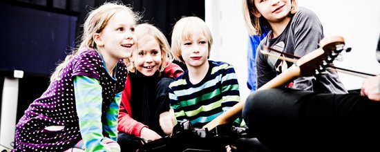 Elevate 4 Kids und spannende Diskussionen um die Krisen des 21. Jahrhunderts Elevate 4 Kids und spannende Diskussionen um die Krisen des 21. Jahrhunderts